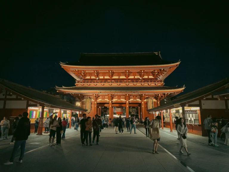 Senso-ji temple gate in Asakusa at dawn, a calm first stop on 3 days in Tokyo